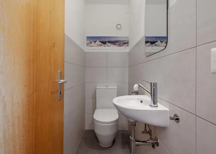 Armorial Ouest 51 By Interhome 克莱恩 蒙塔纳